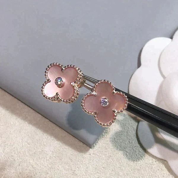 ˇStreet JewelryˇCLOVER MEDIUM 1 MOTIFS  PINK MOP DIAMOND EARRINGS