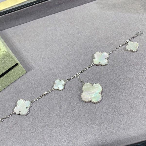 ˇStreet JewelryˇCLOVER 5 MOTIF WHITE MOP  BRACELET