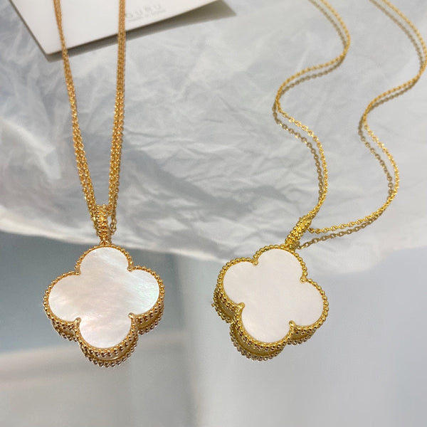 ˇStreet JewelryˇCLOVER 25MM MOP LARGE PENDANT NECKLACE