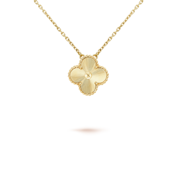 ˇStreet JewelryˇCLOVER 15MM LASER NECKLACE