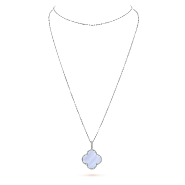 ˇStreet JewelryˇCLOVER SILVER CHALCEDONY BIG CLOVER NECKLACE